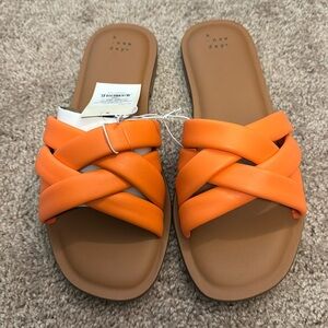 A New Day Sandals Size 10 W Color Orange
